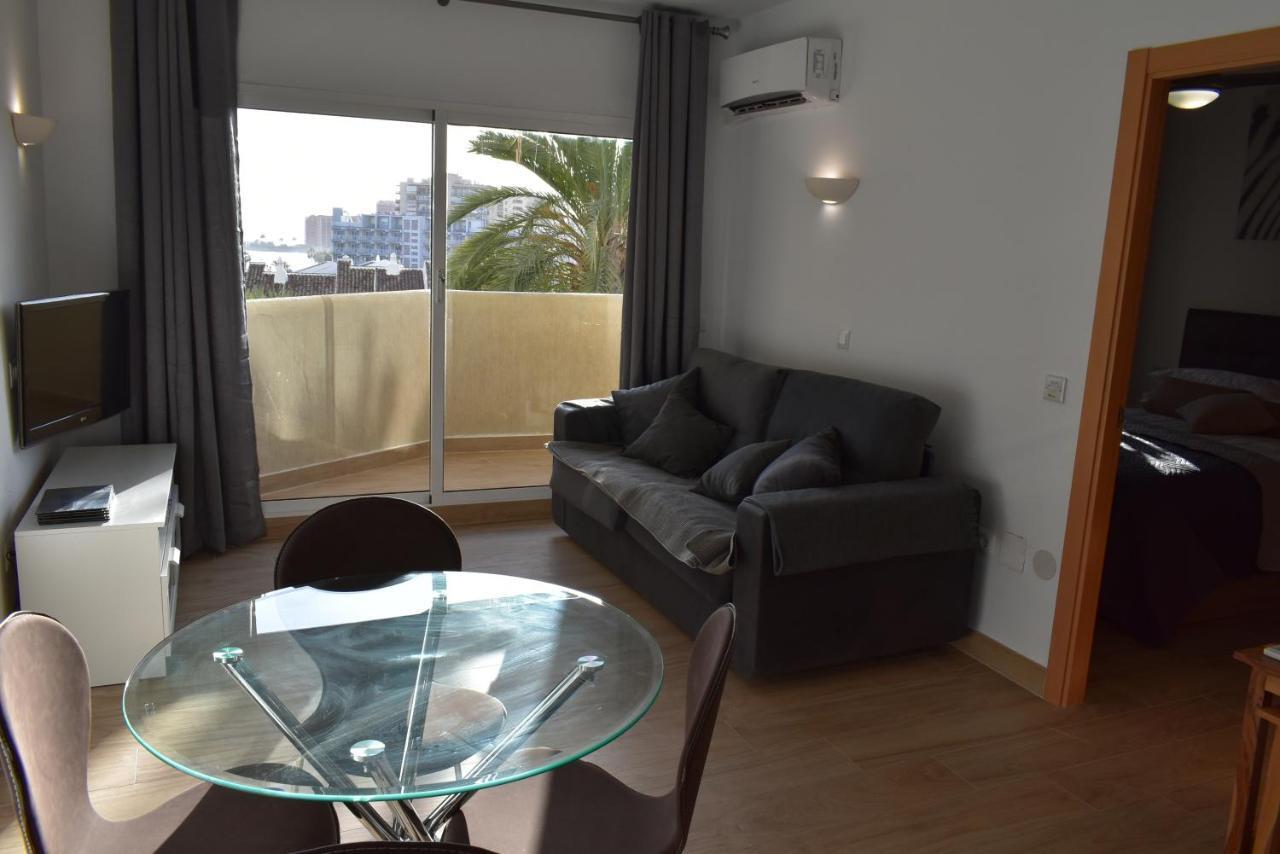 Benal Beach, Luxury Sea & Mountain View Beachside 1 Bedroom Apartment Бенальмадена Экстерьер фото